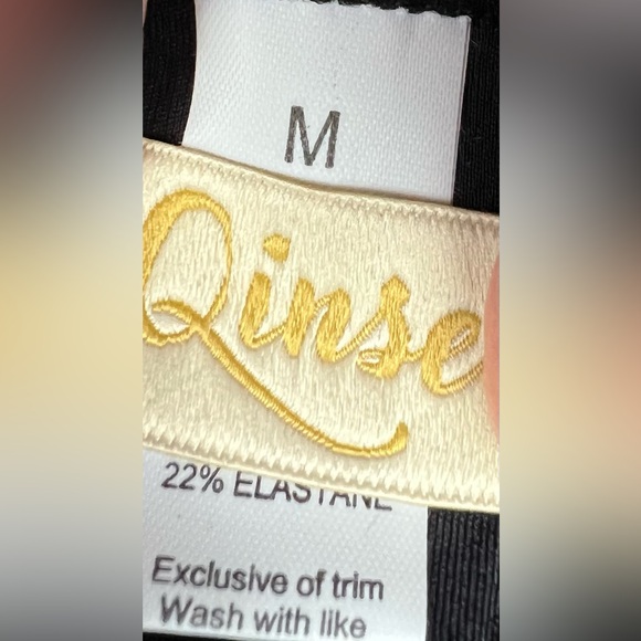 Qinsen Workout Tennis Dress Undershort Womens Medium Black New - Picture 4 of 7